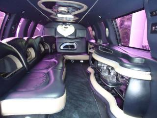 Limo Bar in Ford Excursion Stretch