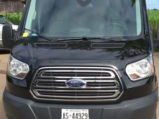Ford Transit Stretch Front